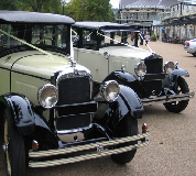 1927 Studebaker Dictator Hire in Chantelle Houghton
